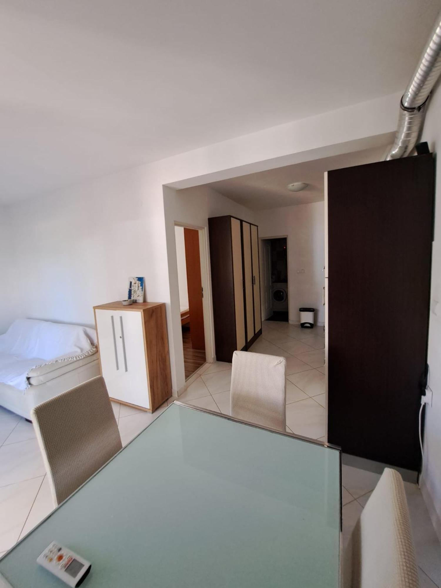 Apartments Maretic Мандре Экстерьер фото
